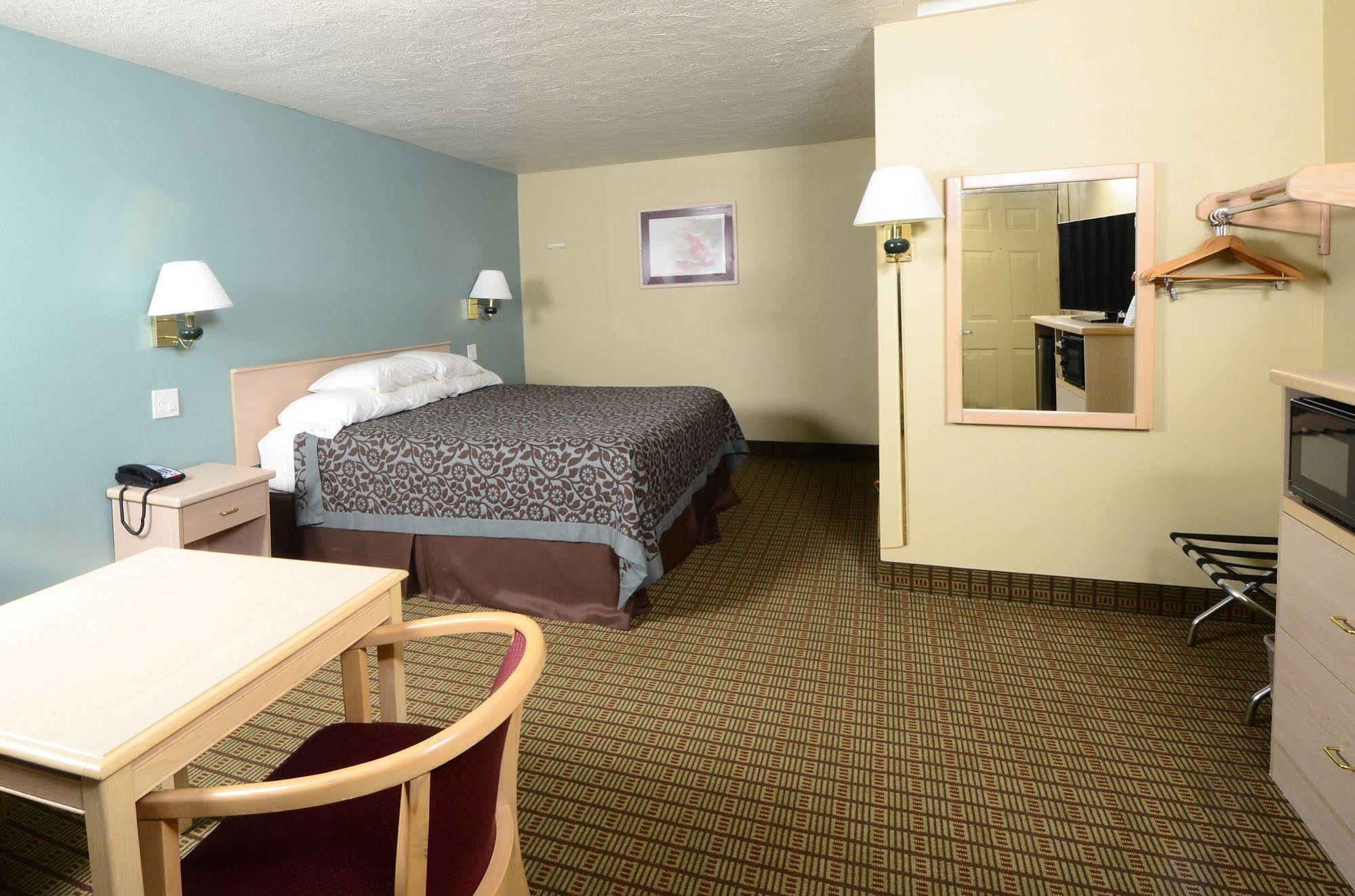 Days Inn By Wyndham Portland Central Zewnętrze zdjęcie